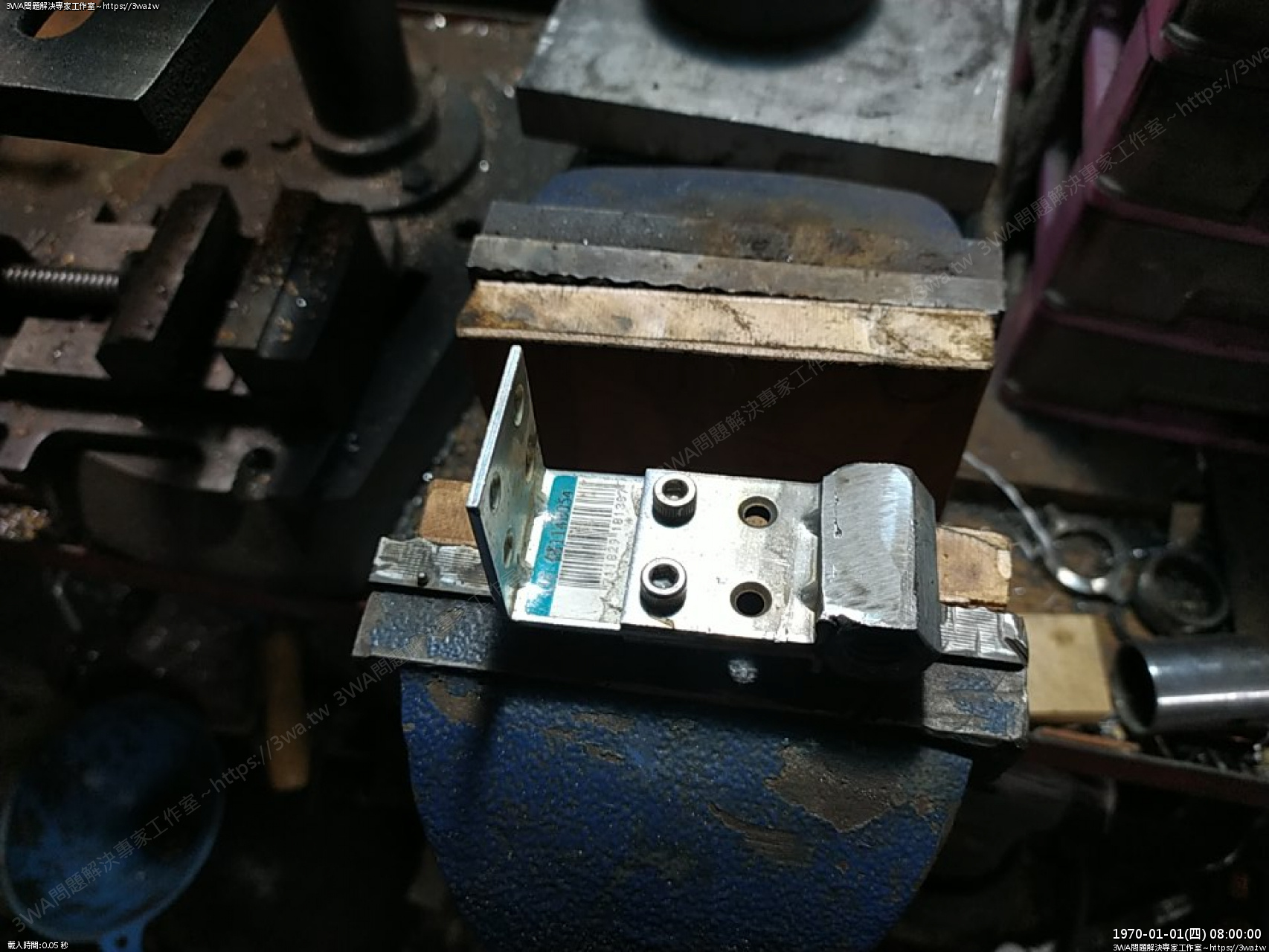 //www.3wa.tw/photo/small.php?w_size=1280&compassion=95&file_name=users/shadow/1669385408.jpg&&rotate=90