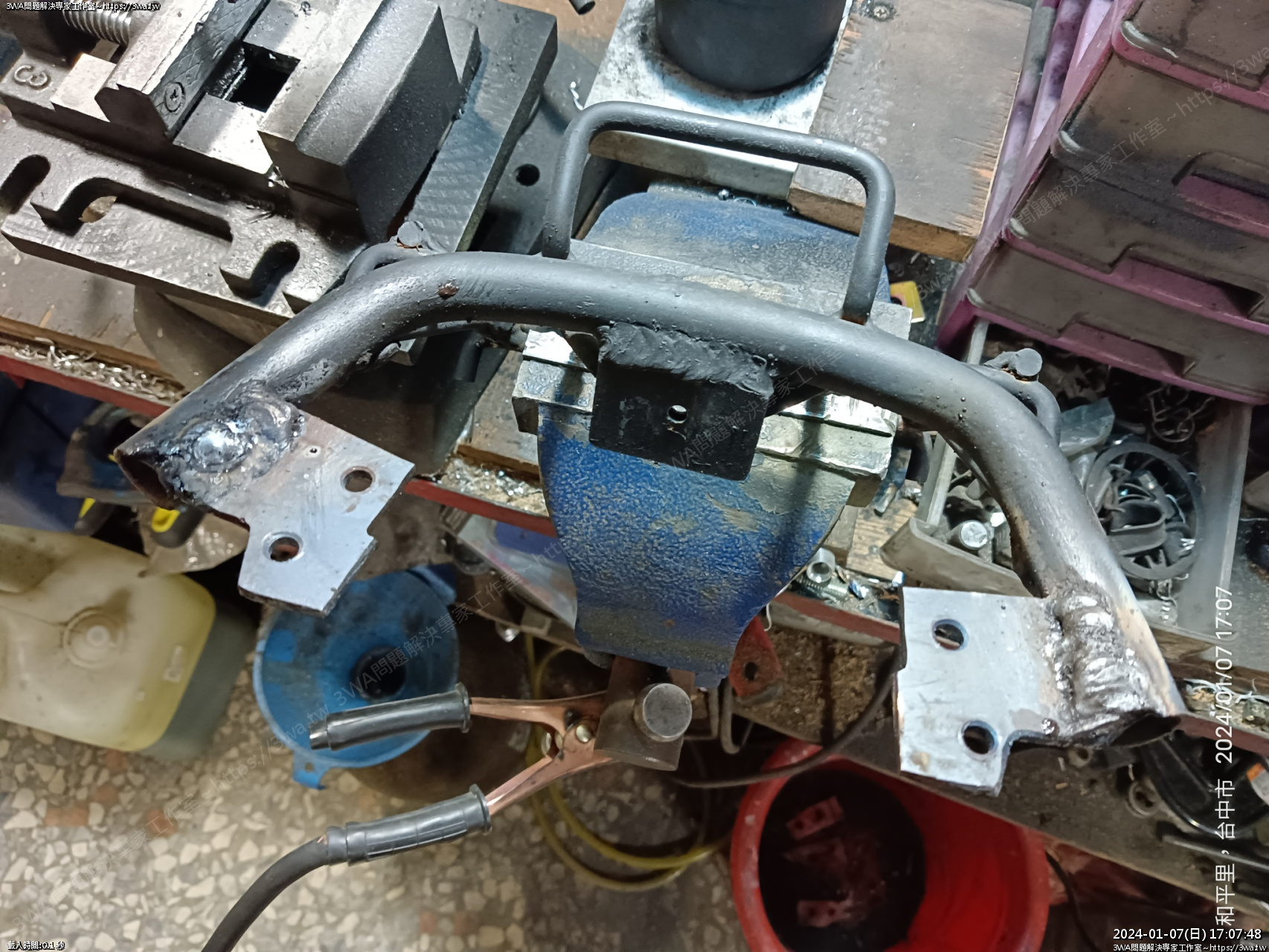 //www.3wa.tw/photo/small.php?w_size=1280&compassion=95&file_name=users/shadow/1704620799.jpg&rotate=90