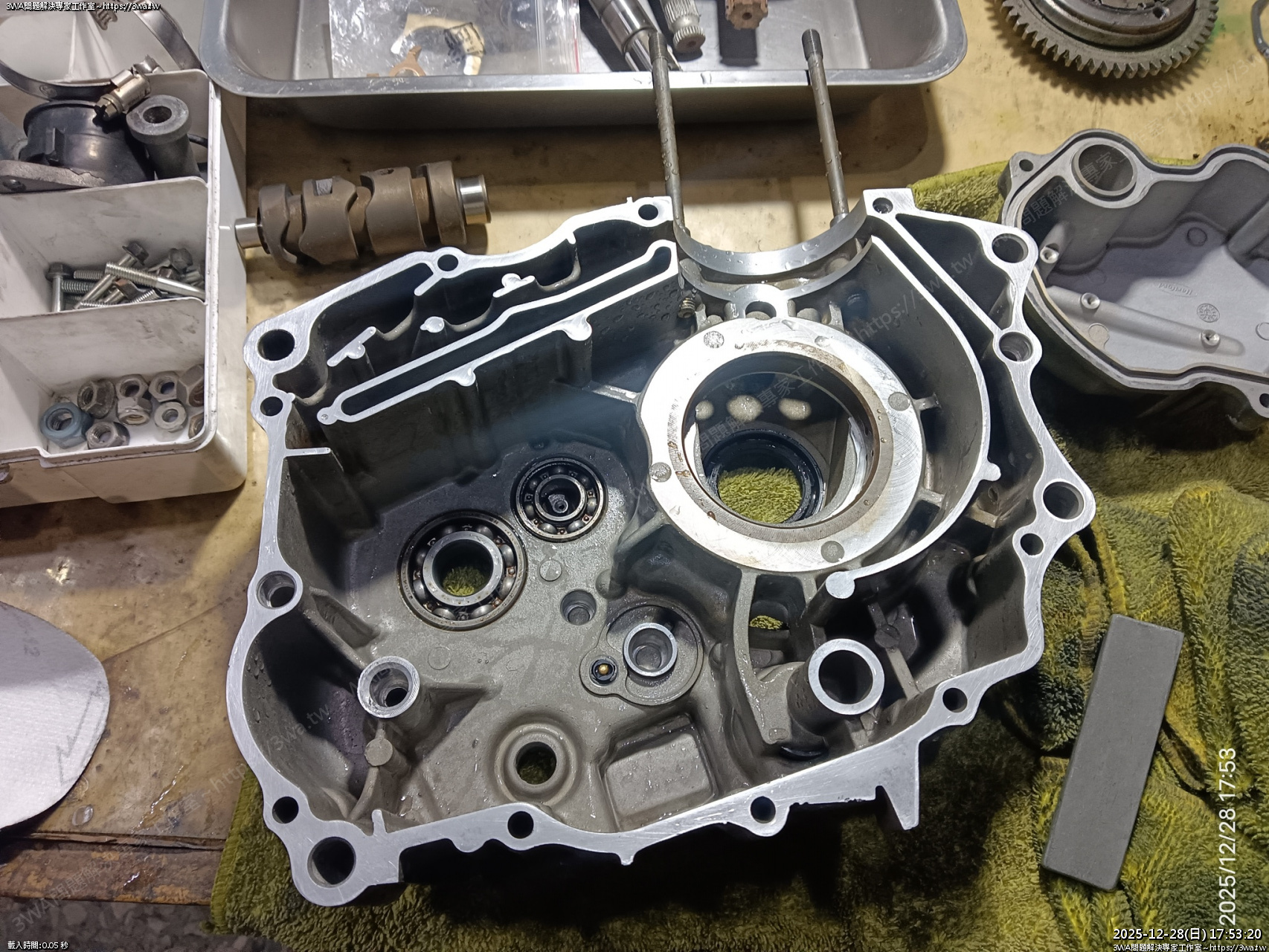 //www.3wa.tw/photo/small.php?w_size=1280&compassion=95&file_name=users/shadow/1767107977.jpg&rotate=90